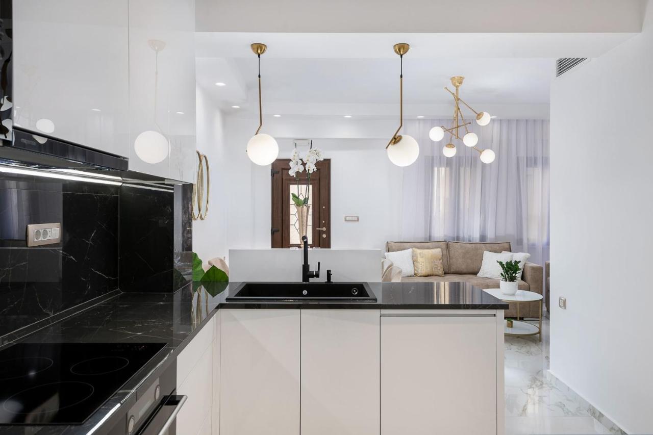 Castello Luxury Residence With Private Jacuzzi Ханя Екстериор снимка