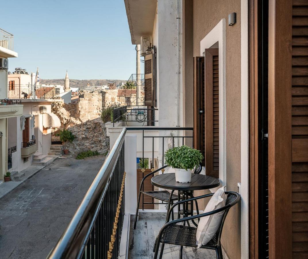 Castello Luxury Residence With Private Jacuzzi Ханя Екстериор снимка